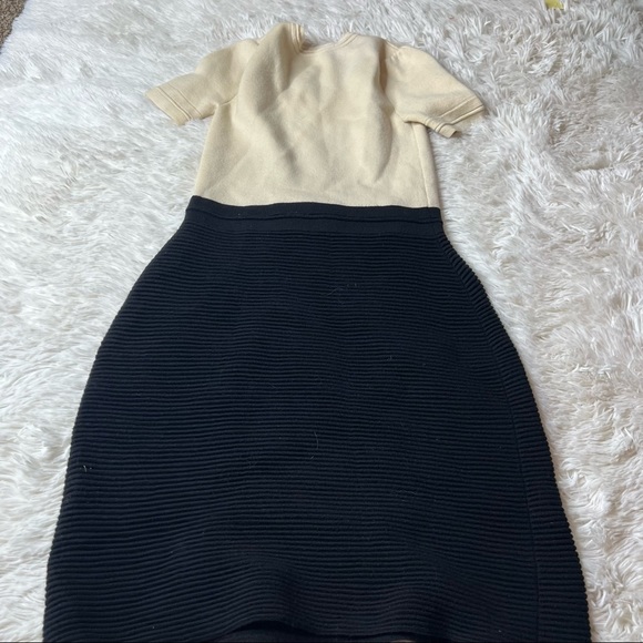 Kate Spade 100% Wool sweater dress with bow - Picture 4 of 5